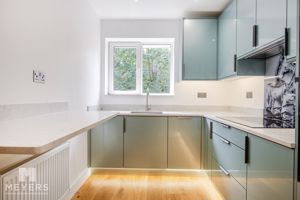 Kitchen- click for photo gallery